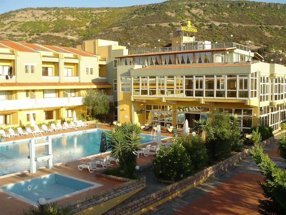 Club Malaspina Bosa Luaran gambar